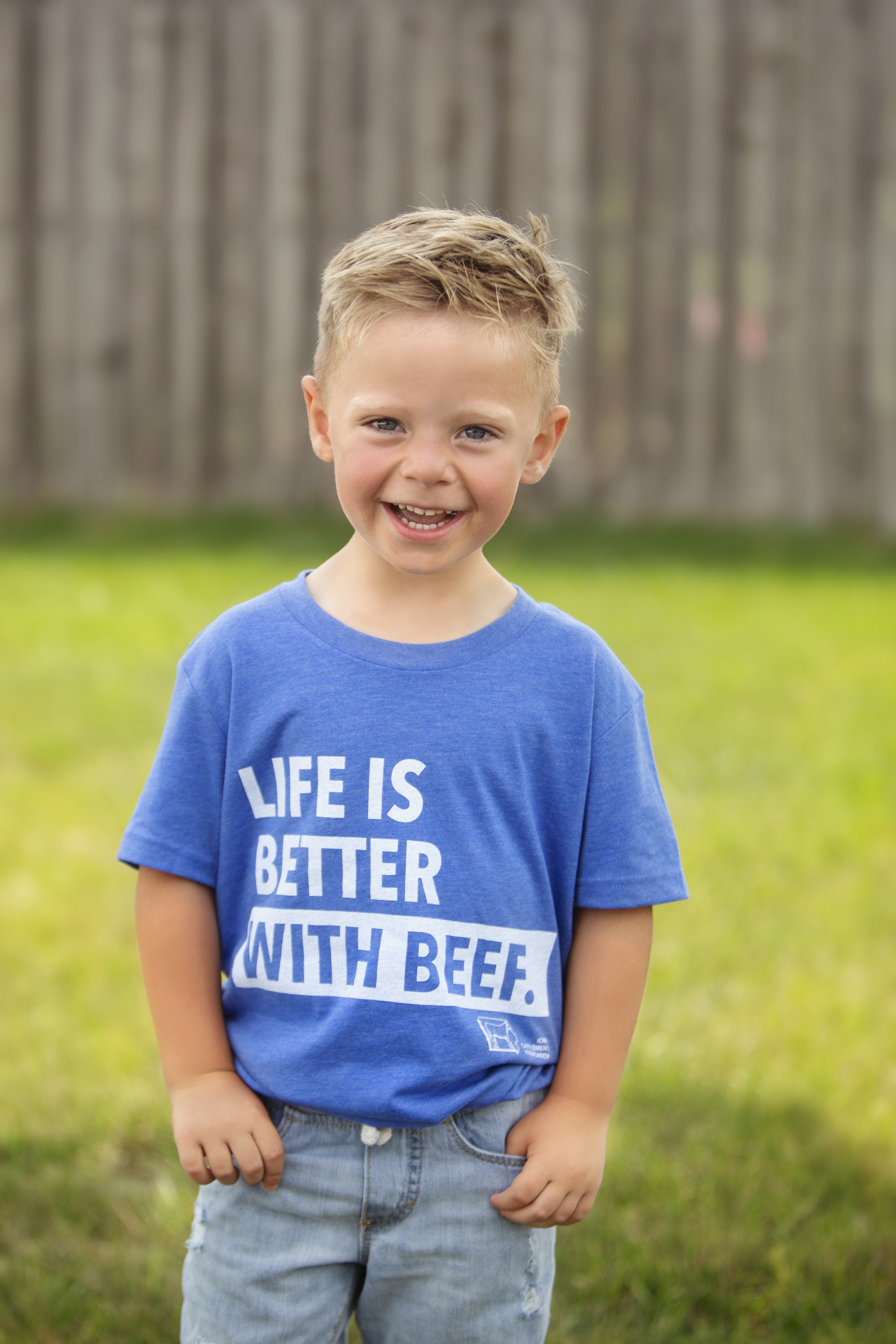 http://www.iacattlemen.org/Media/IACattlemen/Images/lifeisbetterwithbeef_youth-tshirt.jpg